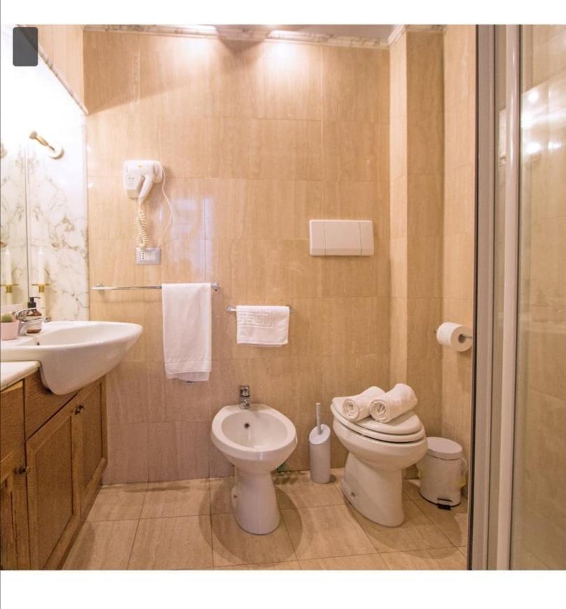 Lovely Apartments In City Centre "Third Floor, Without Elevator" ローマ エクステリア 写真